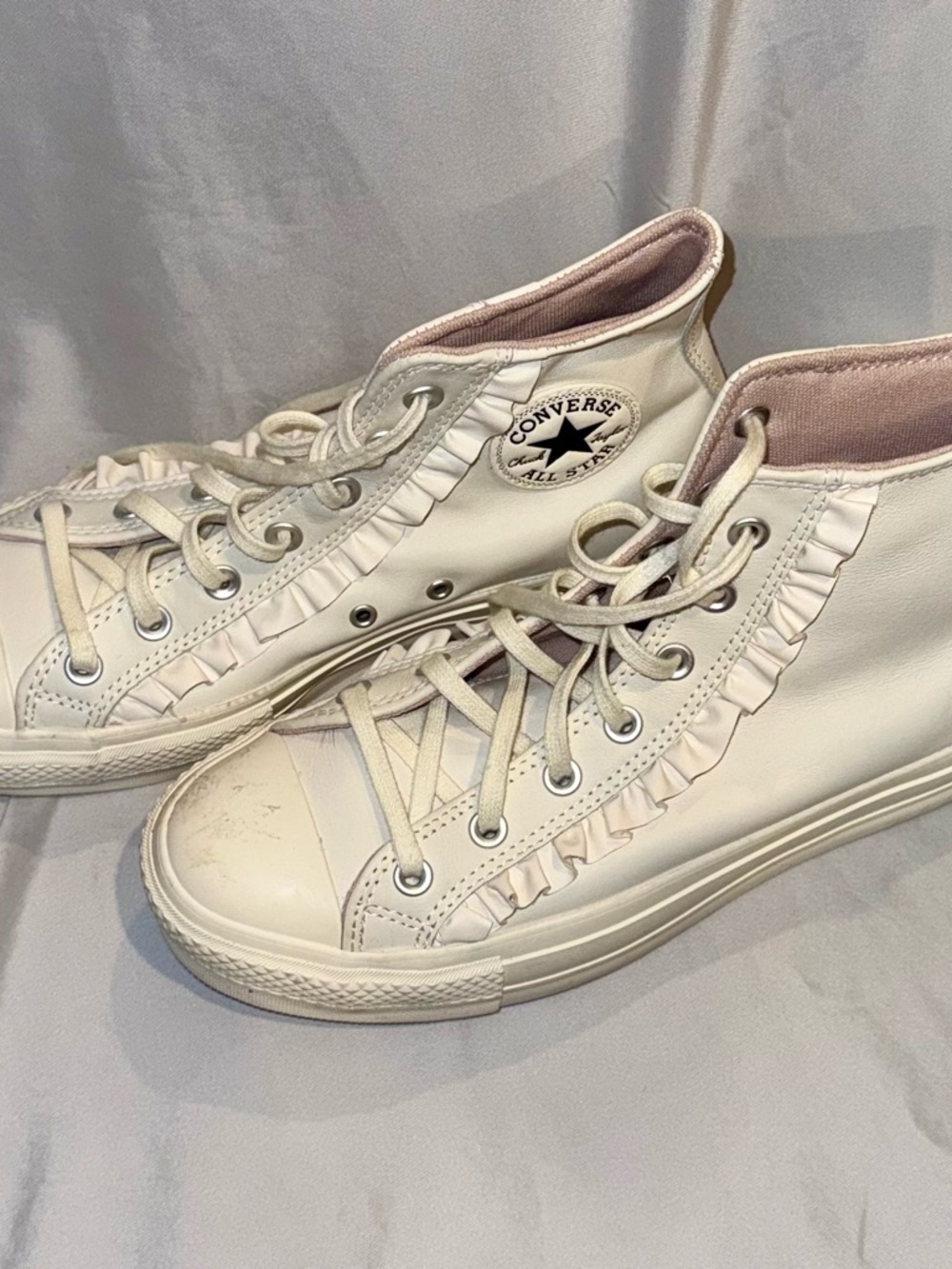 Converse Women Cream Ruffle High-Top Sneakers - Picture 2 of 4